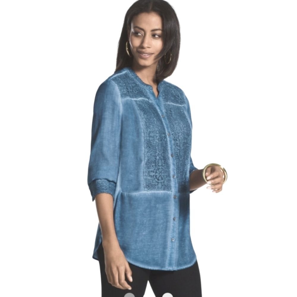 Chico's Lace Pigment button-up blouse shirt size 1 (medium)
